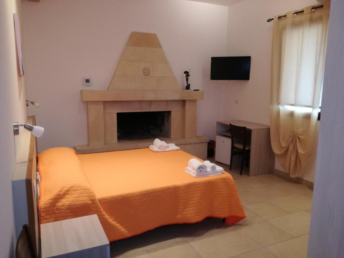 B&B Hotel Helios Uggiano La Chiesa Luaran gambar