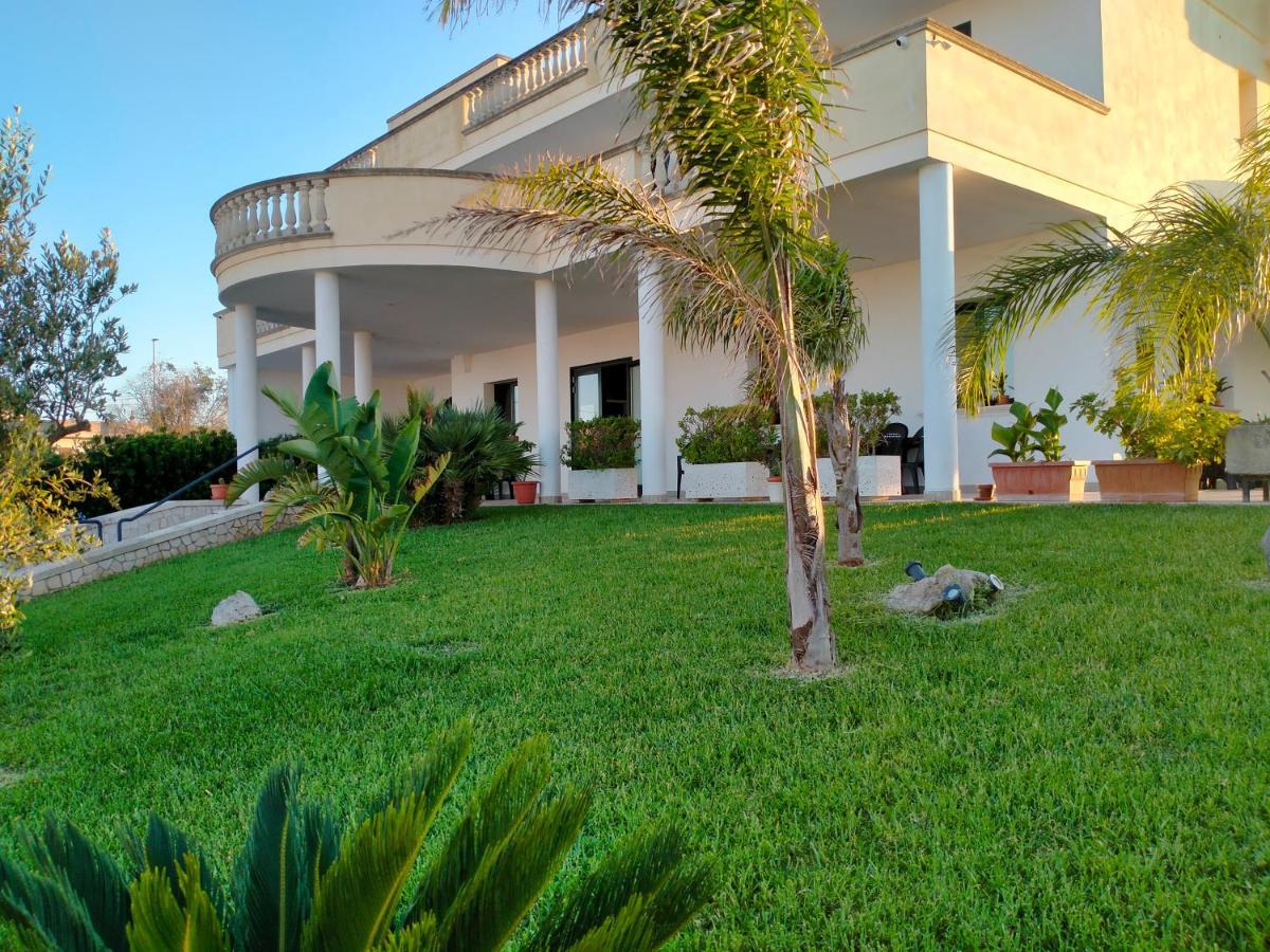 B&B Hotel Helios Uggiano La Chiesa Luaran gambar
