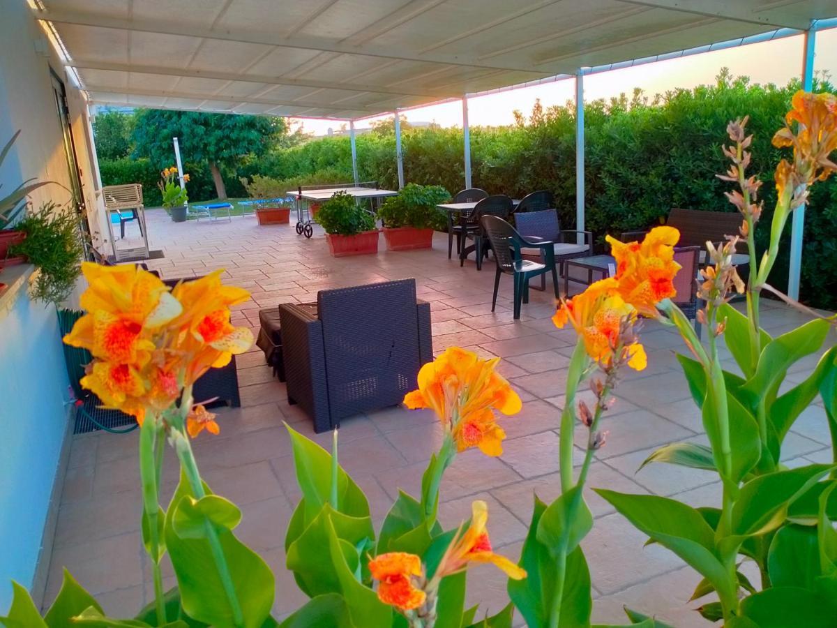 B&B Hotel Helios Uggiano La Chiesa Luaran gambar