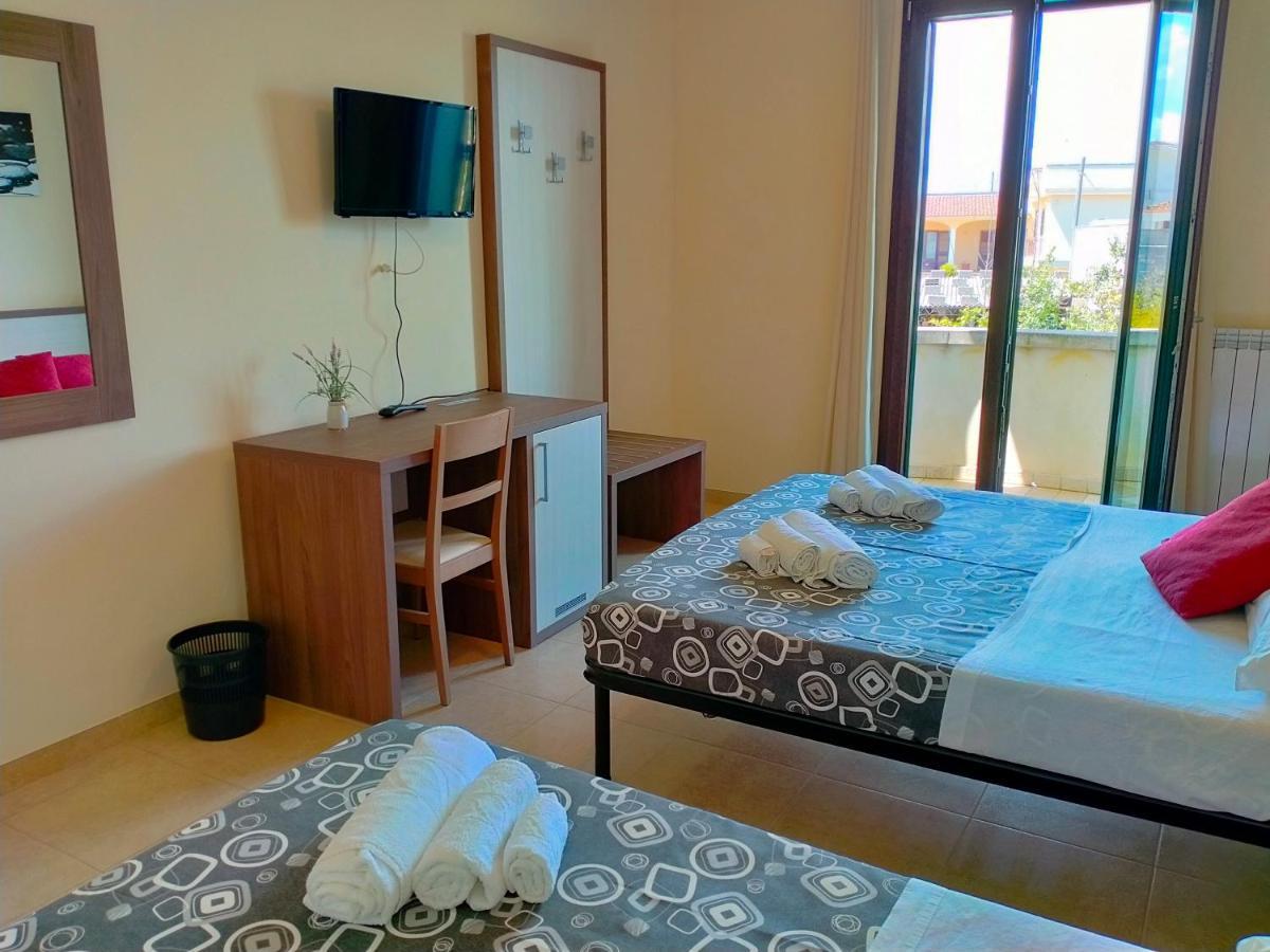 B&B Hotel Helios Uggiano La Chiesa Luaran gambar