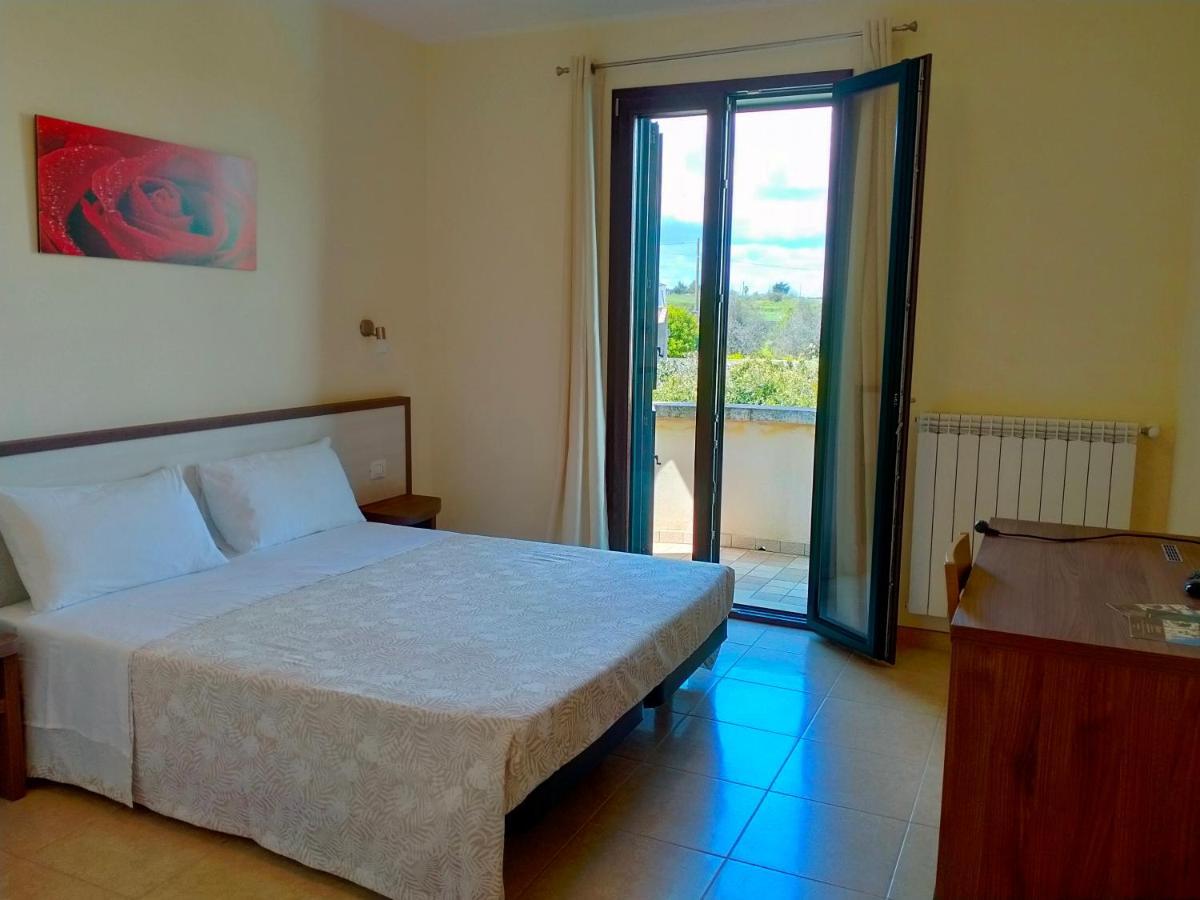 B&B Hotel Helios Uggiano La Chiesa Luaran gambar