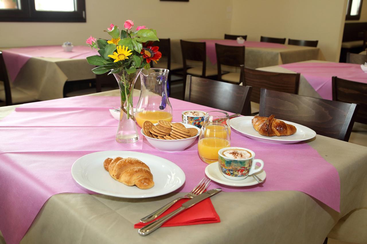 B&B Hotel Helios Uggiano La Chiesa Luaran gambar