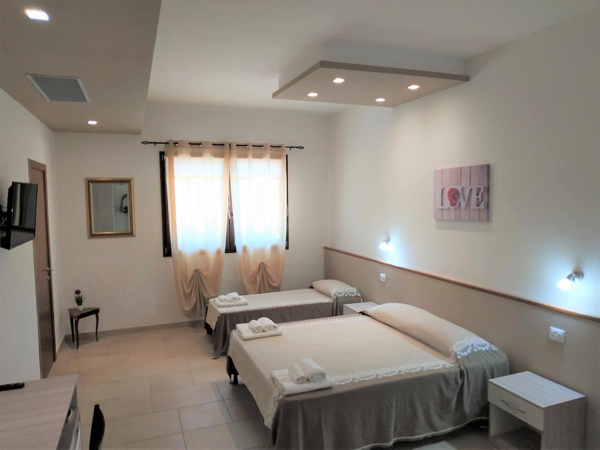 B&B Hotel Helios Uggiano La Chiesa Luaran gambar